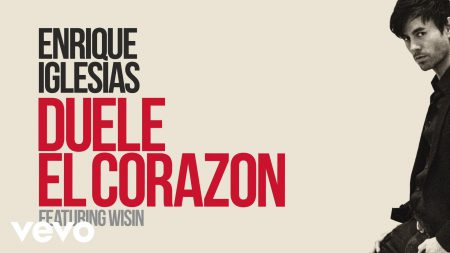 Enrique Iglesias – DUELE EL CORAZON (Lyric Video) ft. Wisin