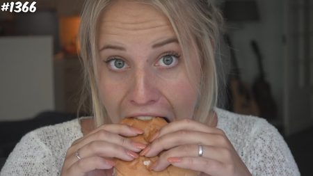 Enzo Knol – De Lekkerste Hamburger Saus! – Vlog #1366