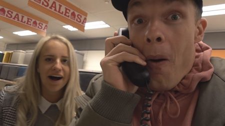 Enzo Knol – Je Raadt Nooit Wie Ik Aan De Telefoon Heb! – Vlog #1628