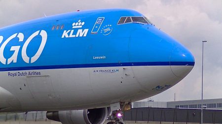 Vliegtuigen – Vliegtuigen Spotten Op Schiphol Van Super Dicht Bij!