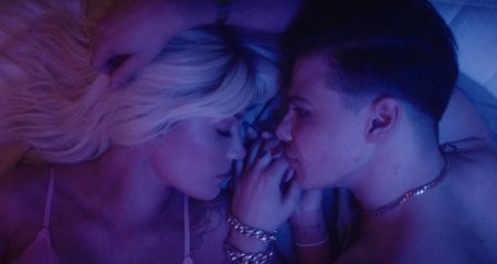 Yungblud, Halsey feat. Travis Barker – 11 Minutes
