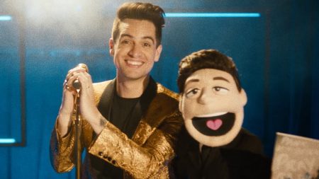 Panic! At The Disco: Hey Look Ma, I Made It