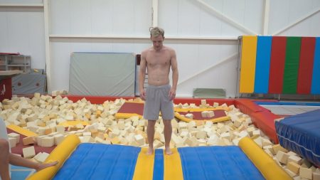 Enzo Knol – Lol In Het Trampoline Park ? – Vlog #2104