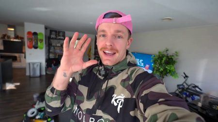 Enzo Knol – #2722