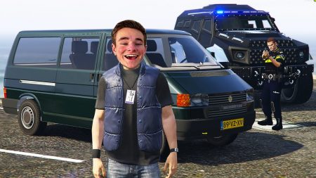 Royalistiq – Politie Insurgent vs Don In Het Bussie! – GTA 5 Politie En Boefje